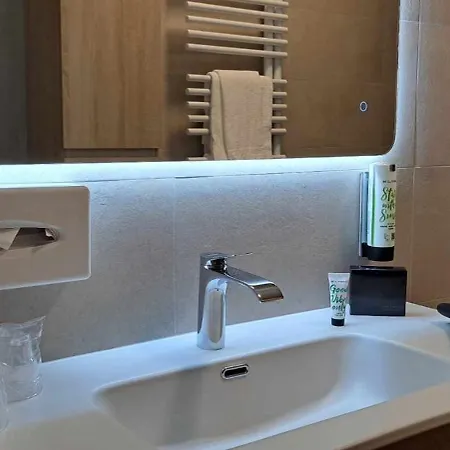 Hotel Ehnen 3*